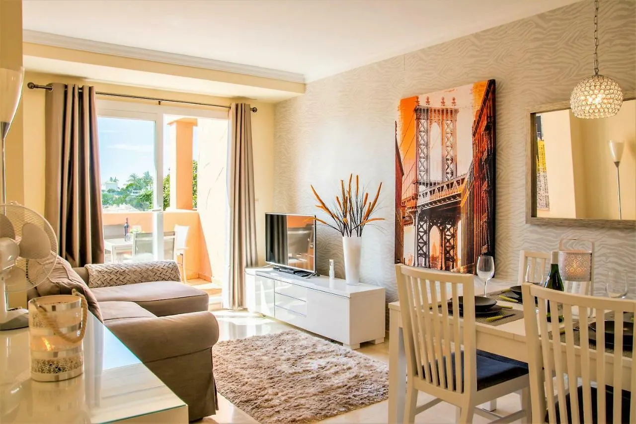 Free One Bedroom Retreat In Elviria Marbella